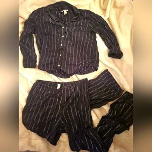 Victoria's secret sleep set size medium